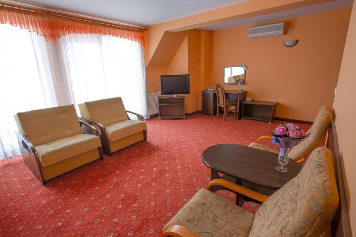 Skalny Dworek Neumarkt Zimmer foto