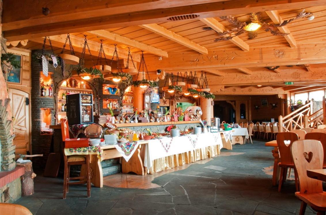 Skalny Dworek Neumarkt Exterior foto
